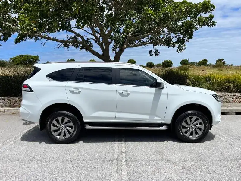 Isuzu mu-X  for Sale in Kenya