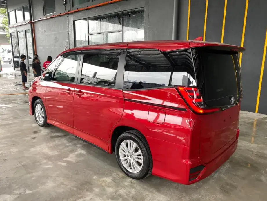 Toyota Noah for Sale in Nairobi