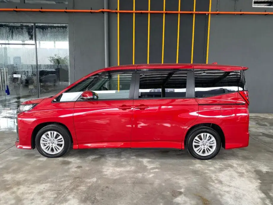 Toyota Noah for Sale in Kenya