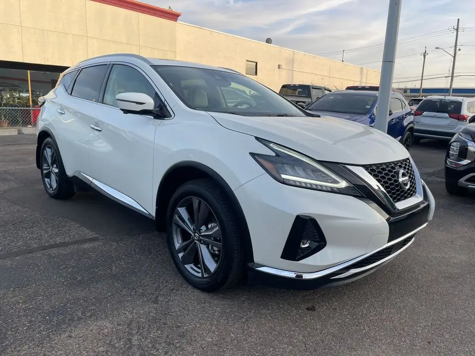 Nissan Murano for Sale in Nairobi - Right hand view