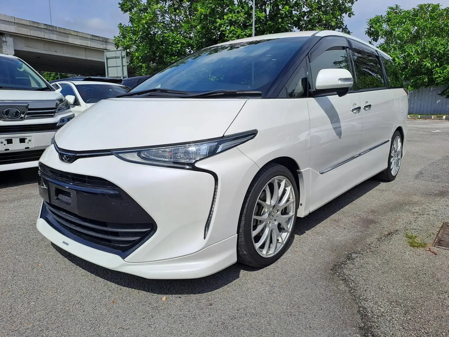 Toyota Estima for Sale in Nairobi